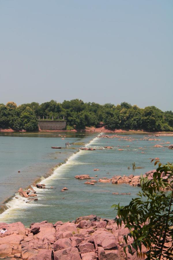 Panna Tiger Resort- Riverside Property Rajgarh  Экстерьер фото